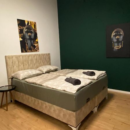 8 Fully Equipped Studio Shared Apt W Terrace Margareten Vídeň Exteriér fotografie