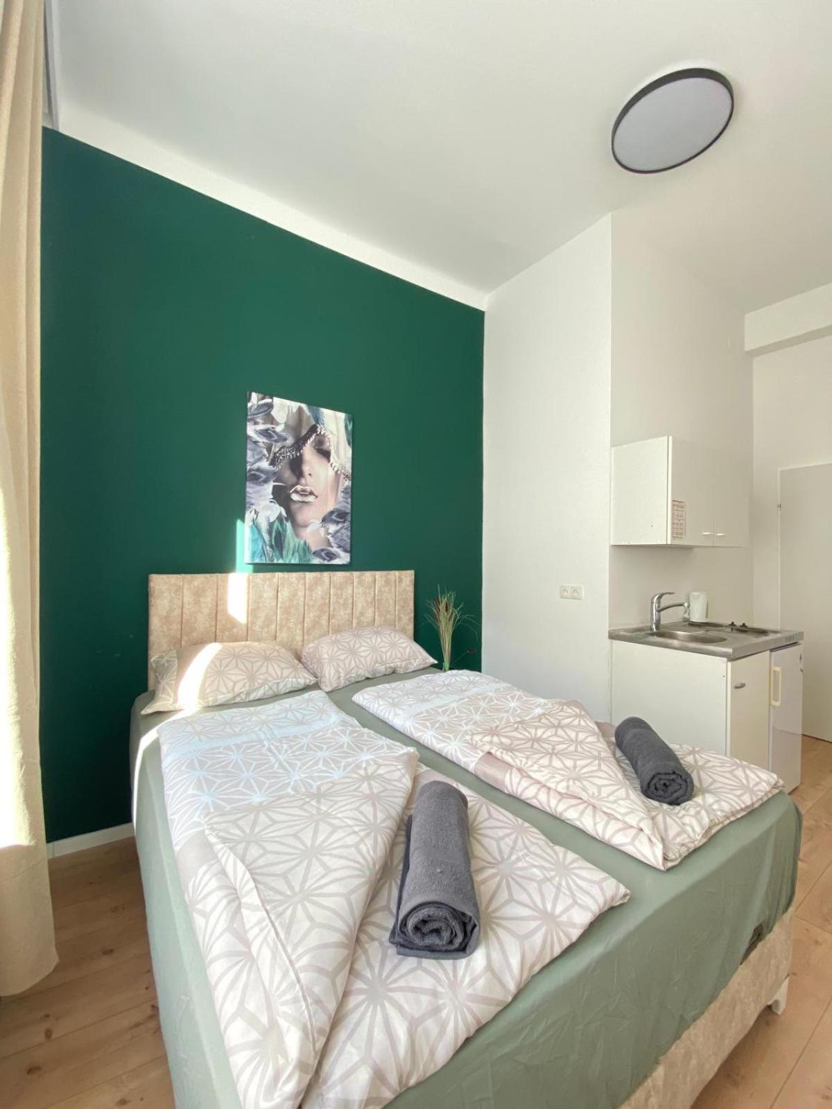 8 Fully Equipped Studio Shared Apt W Terrace Margareten Vídeň Exteriér fotografie